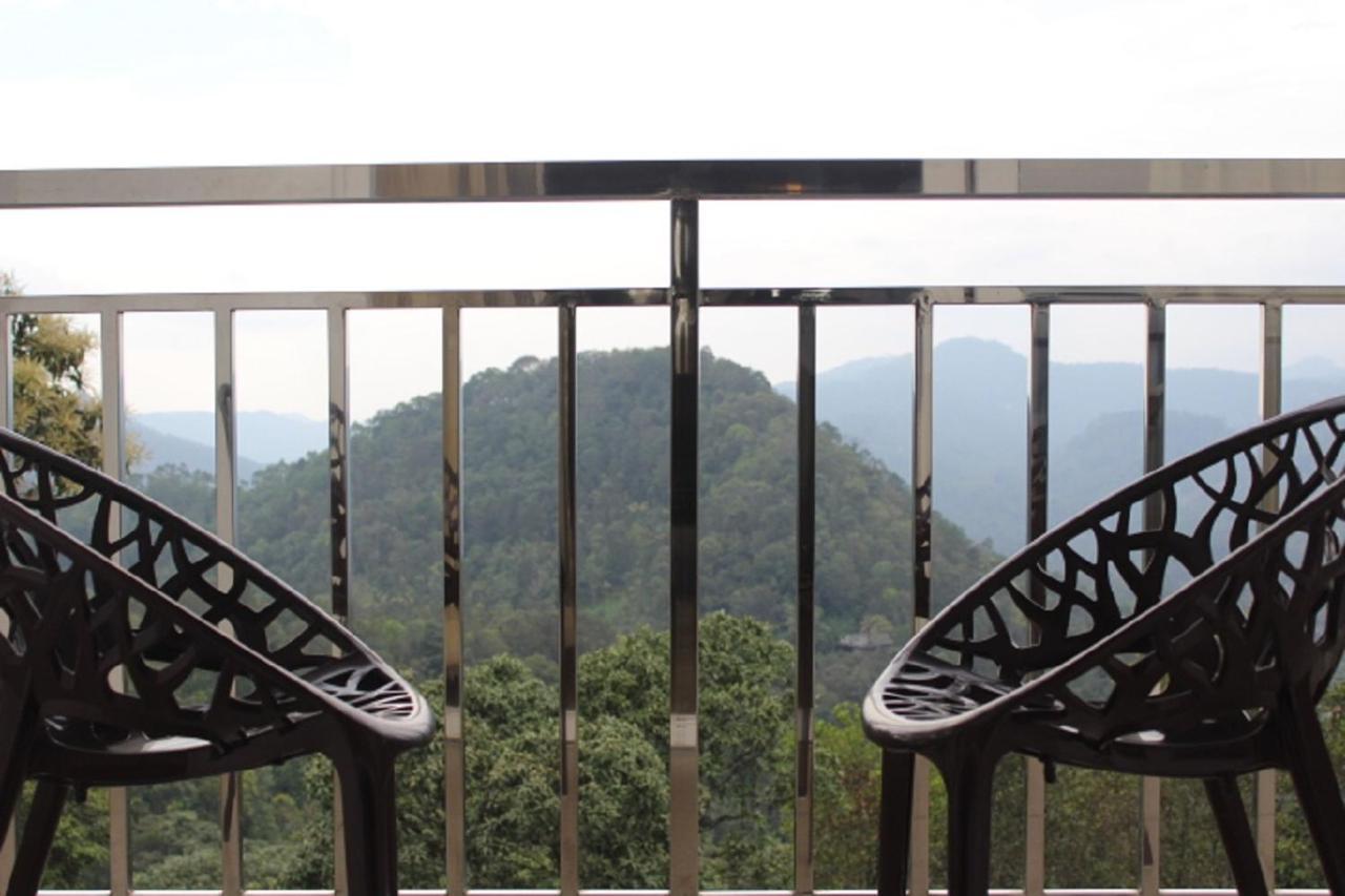 The Lakeview Munnar Luaran gambar